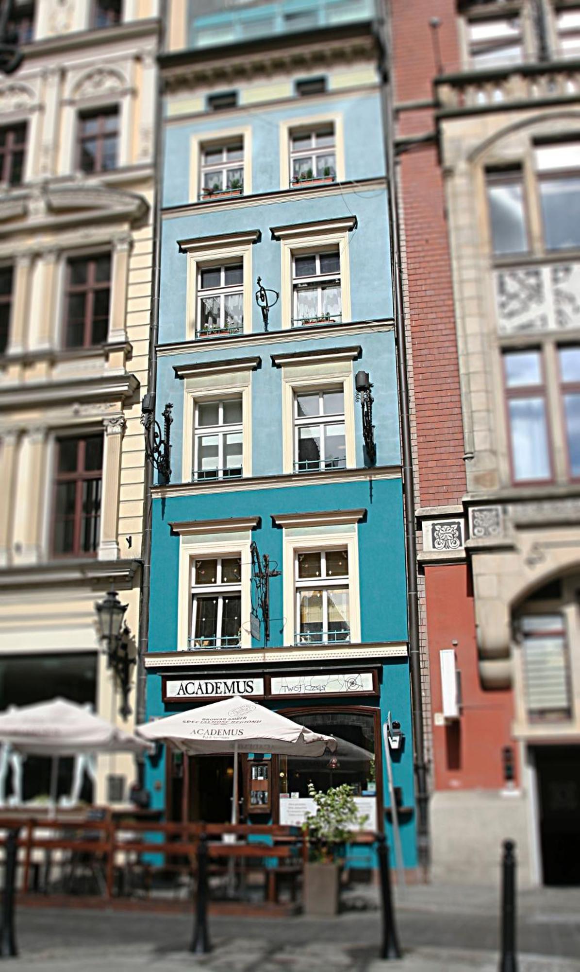 Academus Pub & Guest House Wrocław Eksteriør bilde