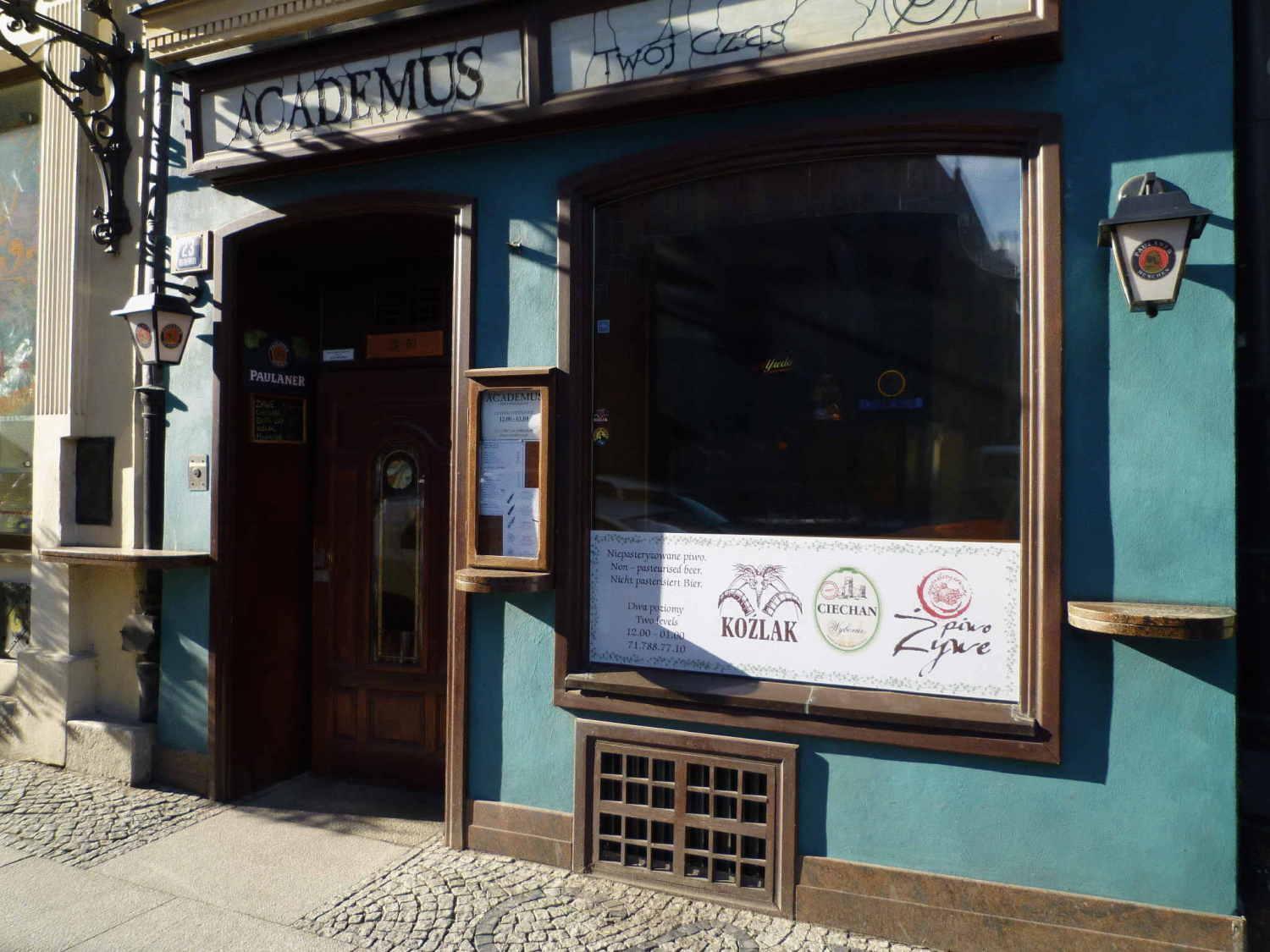 Academus Pub & Guest House Wrocław Eksteriør bilde