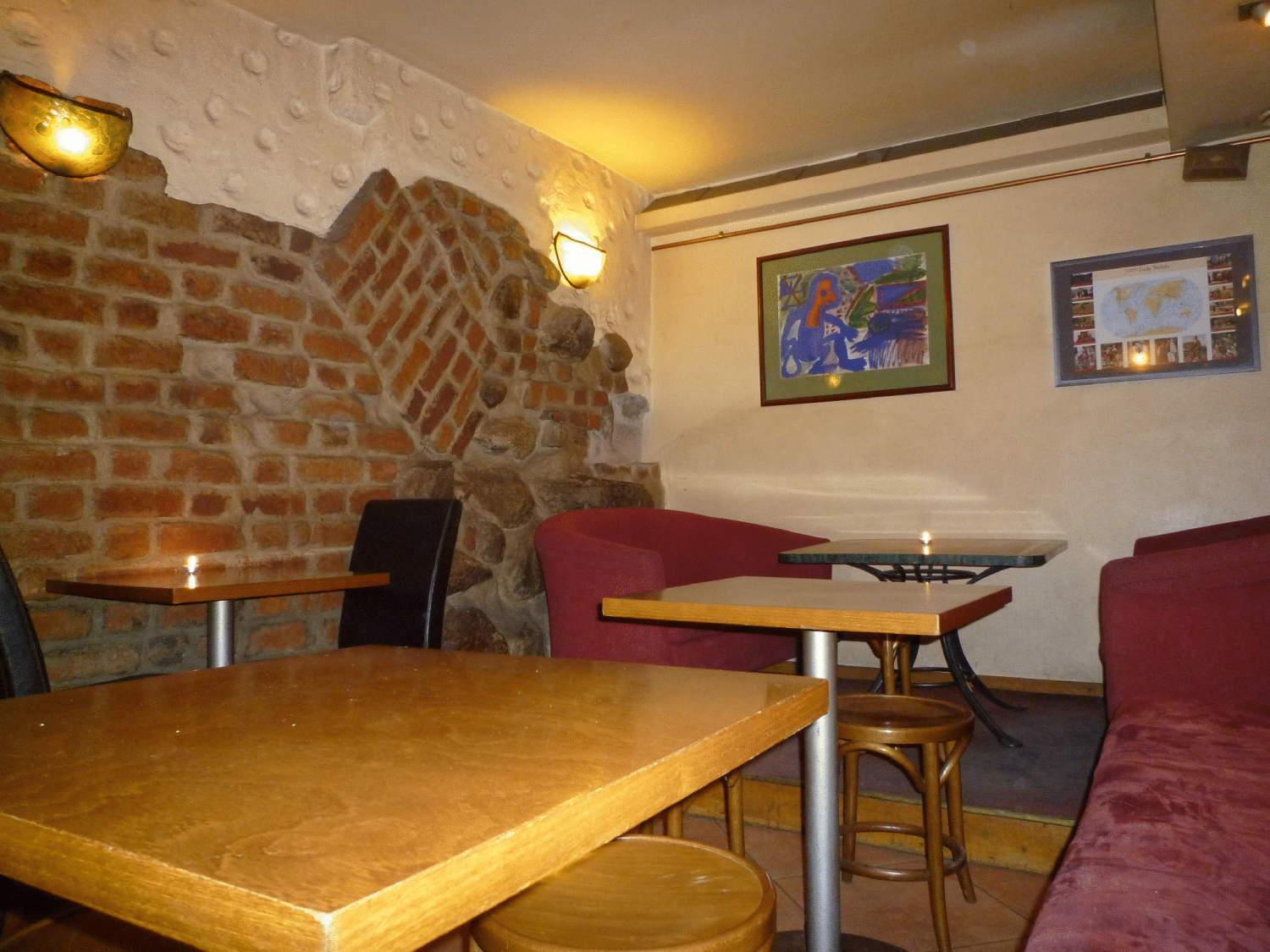Academus Pub & Guest House Wrocław Eksteriør bilde