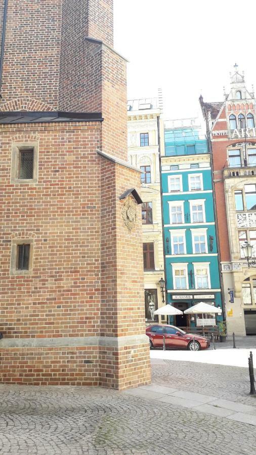 Academus Pub & Guest House Wrocław Eksteriør bilde